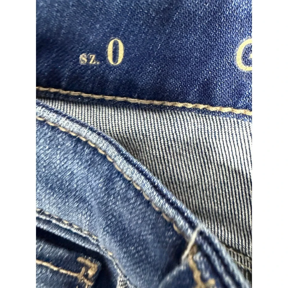 Chicos The Girlfriend Jeans Womens 0 Medium Wash Floral Embroidered Cuffed Slim
